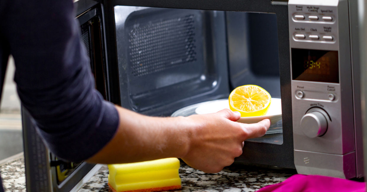 Clean your microwave on Clean your microwave on