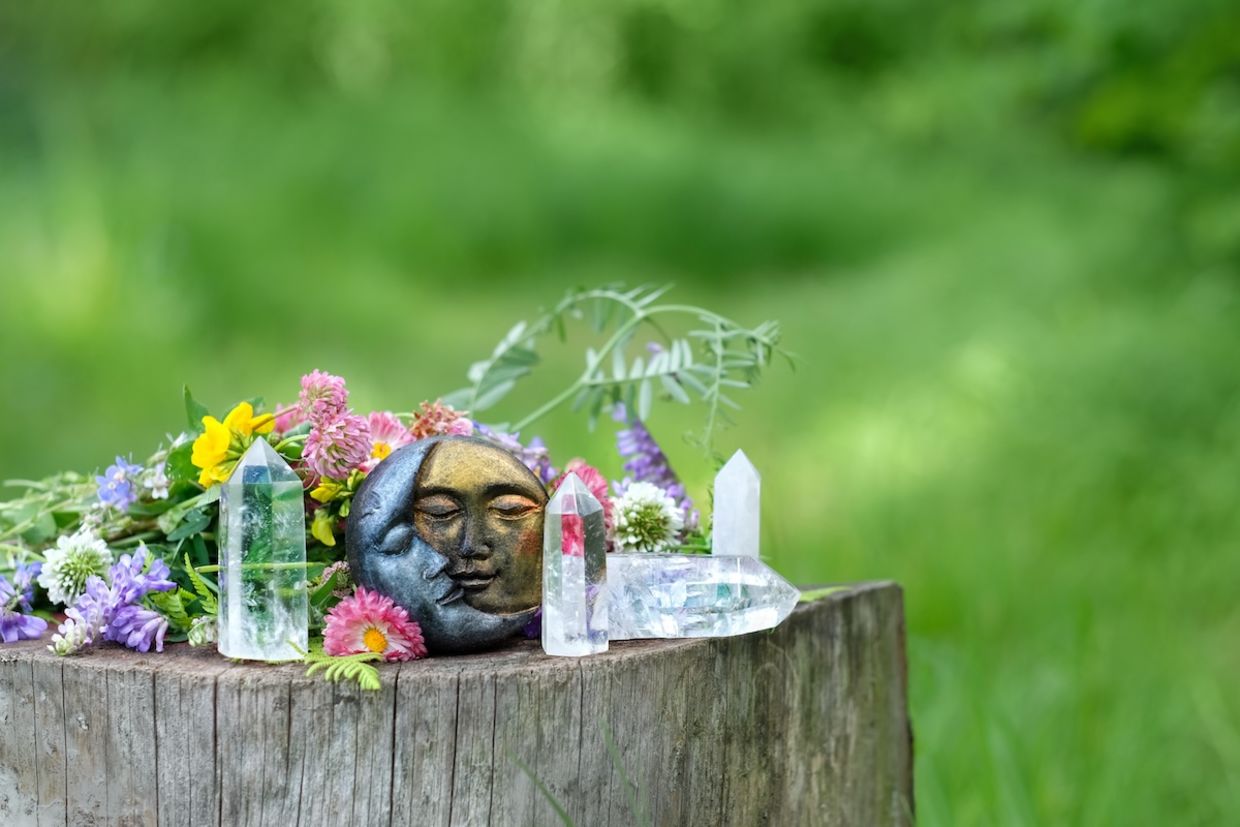 Create a spring altar. Create a spring altar.