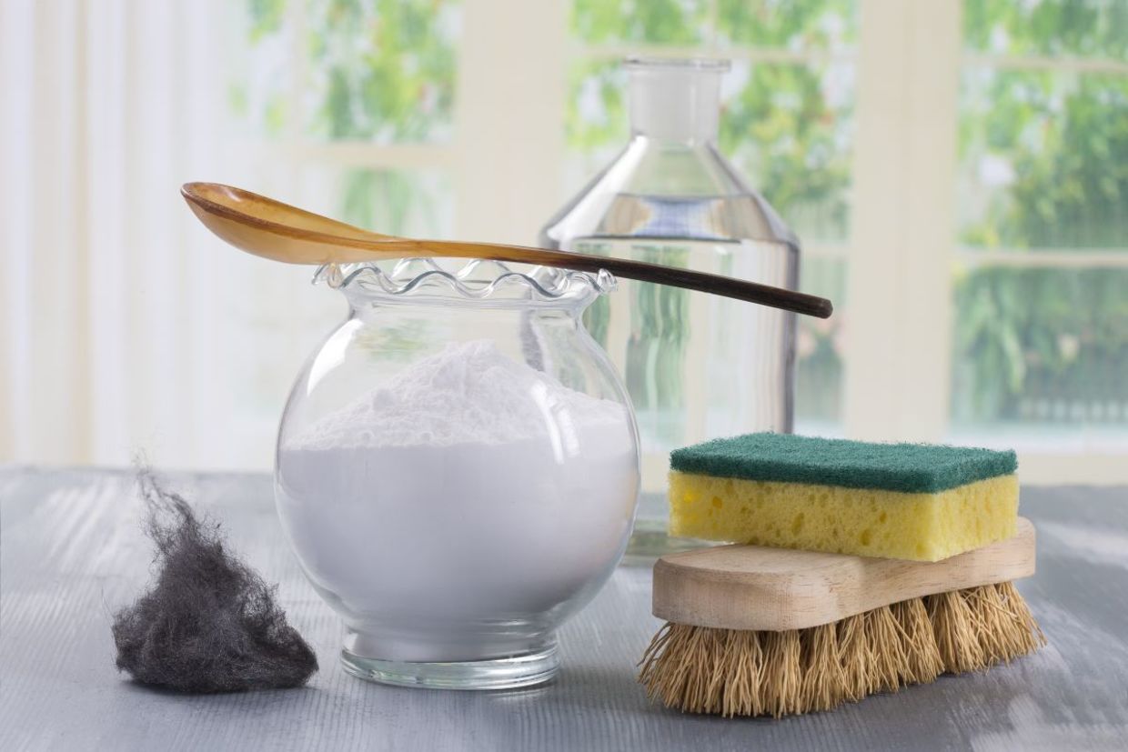 Clean your home with eco-friendly and economical DIY cleaners. Clean your home with eco-friendly and economical DIY cleaners.